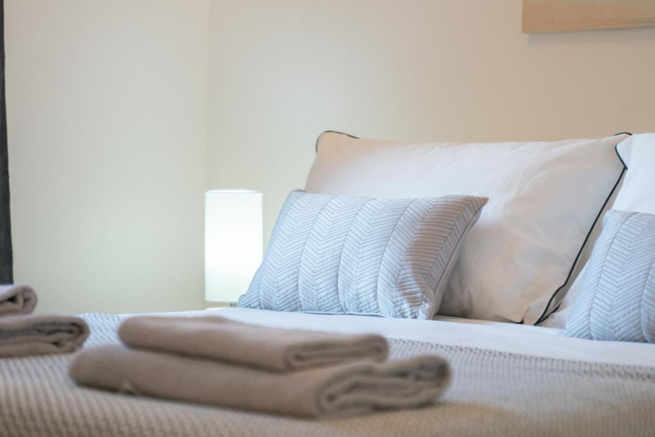 Dwellcome Home Ltd 2 Bedroom King & Double Central Apartment, Free Allocated Barrier Secured Parking Space At Rear Entrance & Fast Wifi, Ideal For Long Term Contractor, Corporate, Etc Stays, Regular Housekeeping Option - See Our Site For Assurance أبردين المظهر الخارجي الصورة